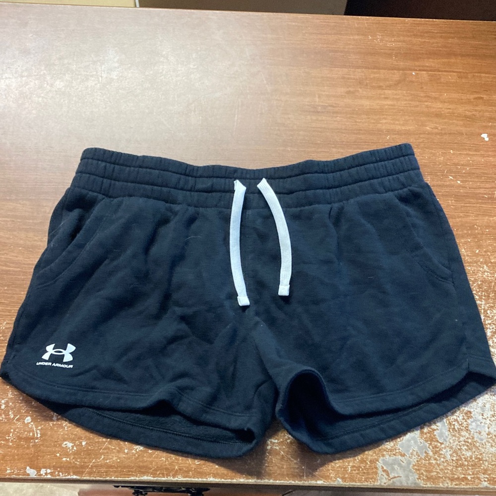 Under Armour Girls Athletic Black Shorts